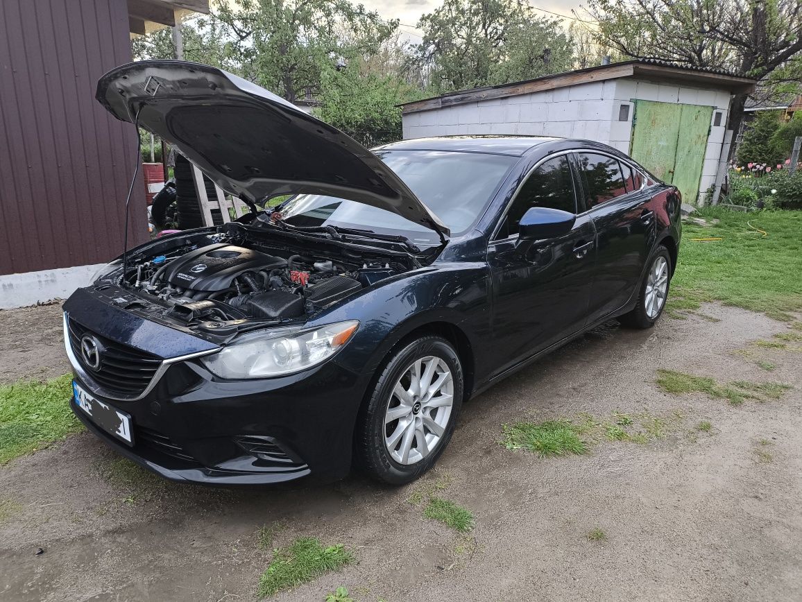 Продам терміново Mazda 6