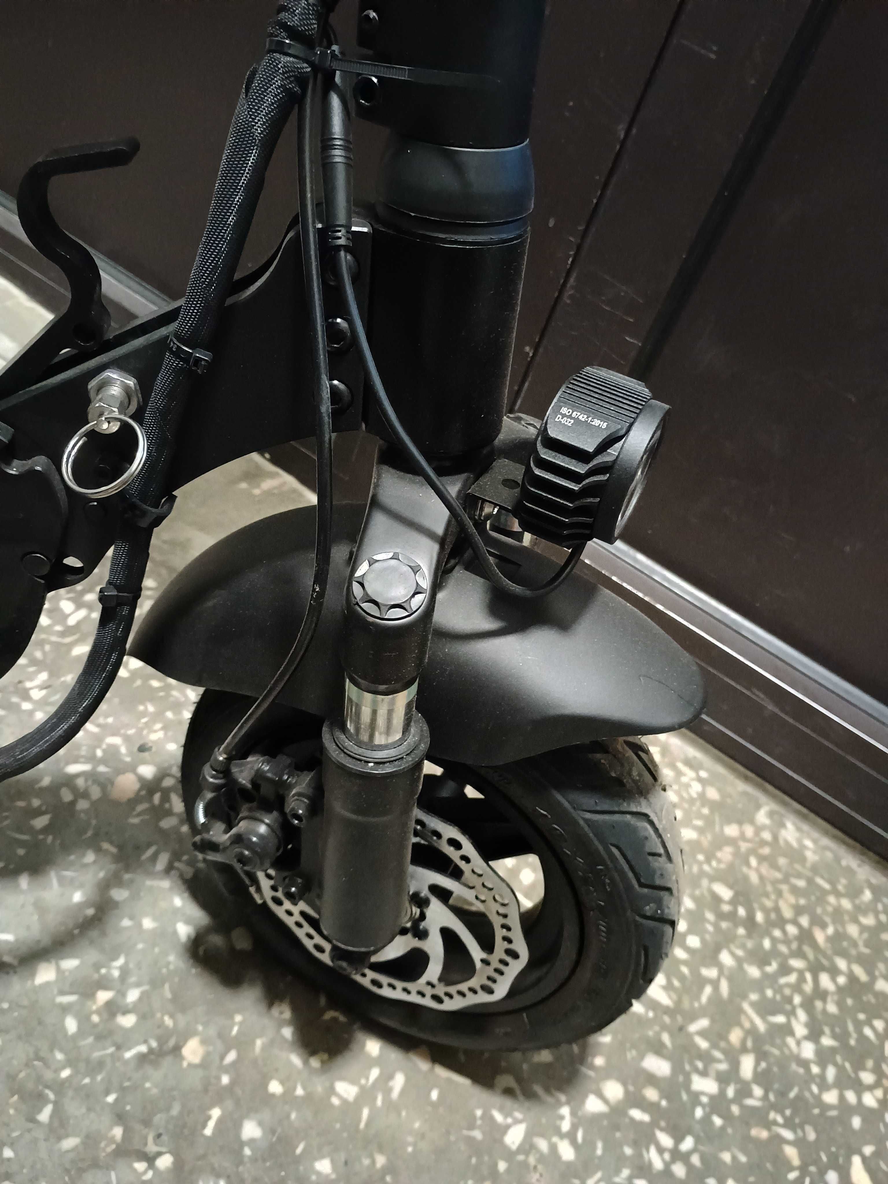 Hulajnoga elektryczna Ruptor R1