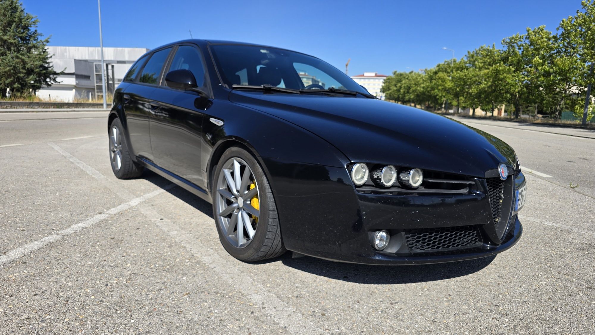 Alfa Romeo 159 1.9jtdm 150cv 

289mil km
Revisões