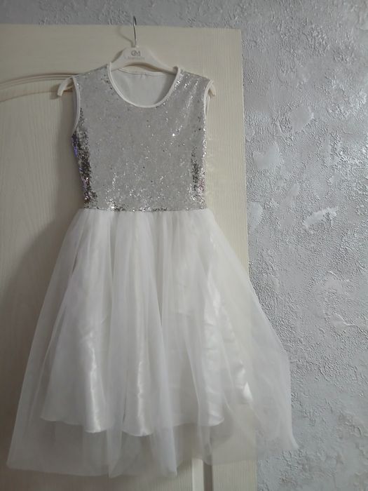 Карнавальний костюм продам