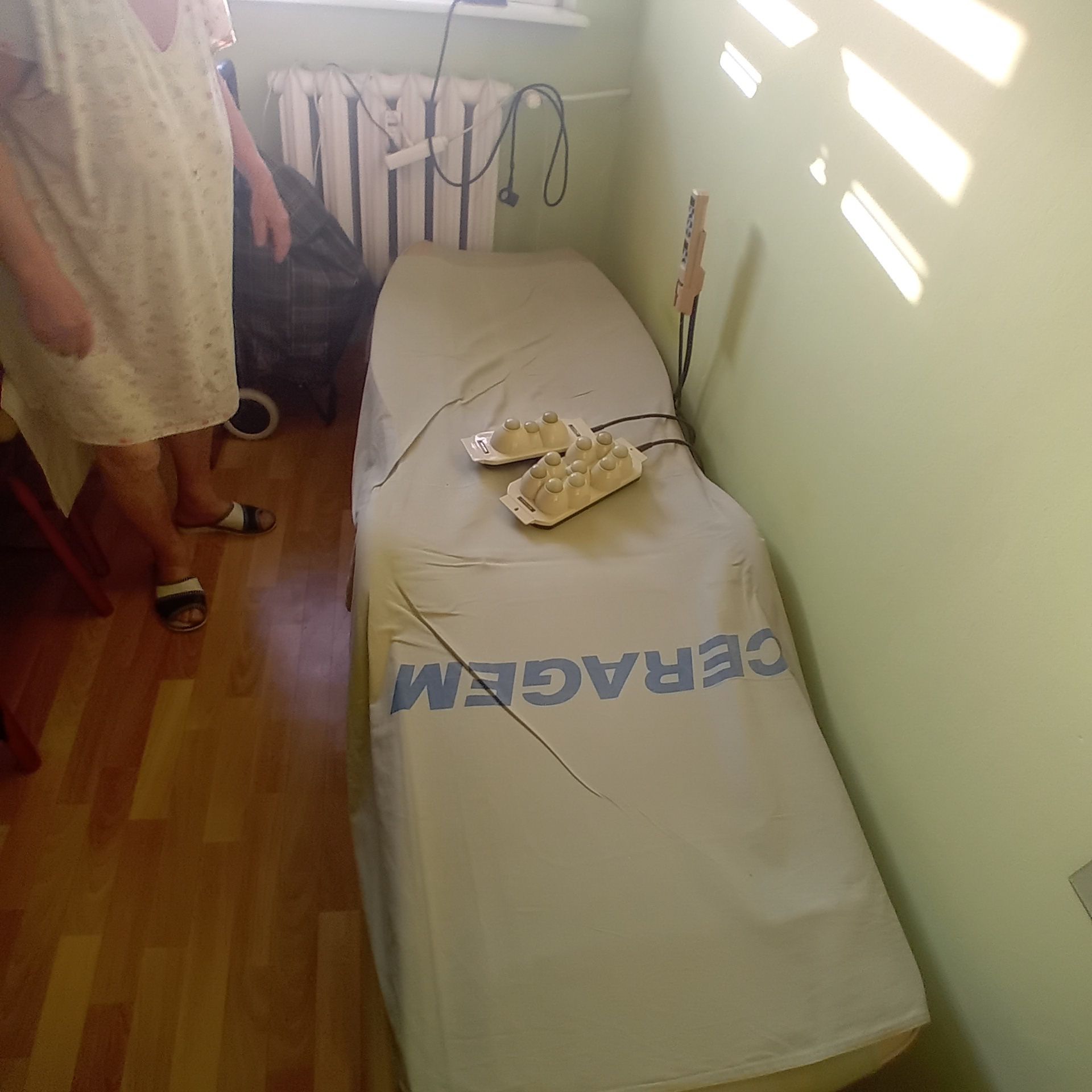 Łóżķo masujące CERAGEM-E