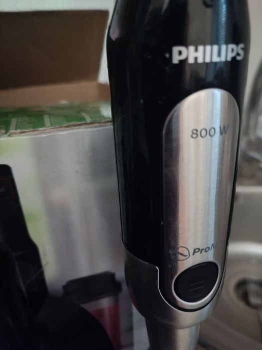 Блендер Philips 800 w