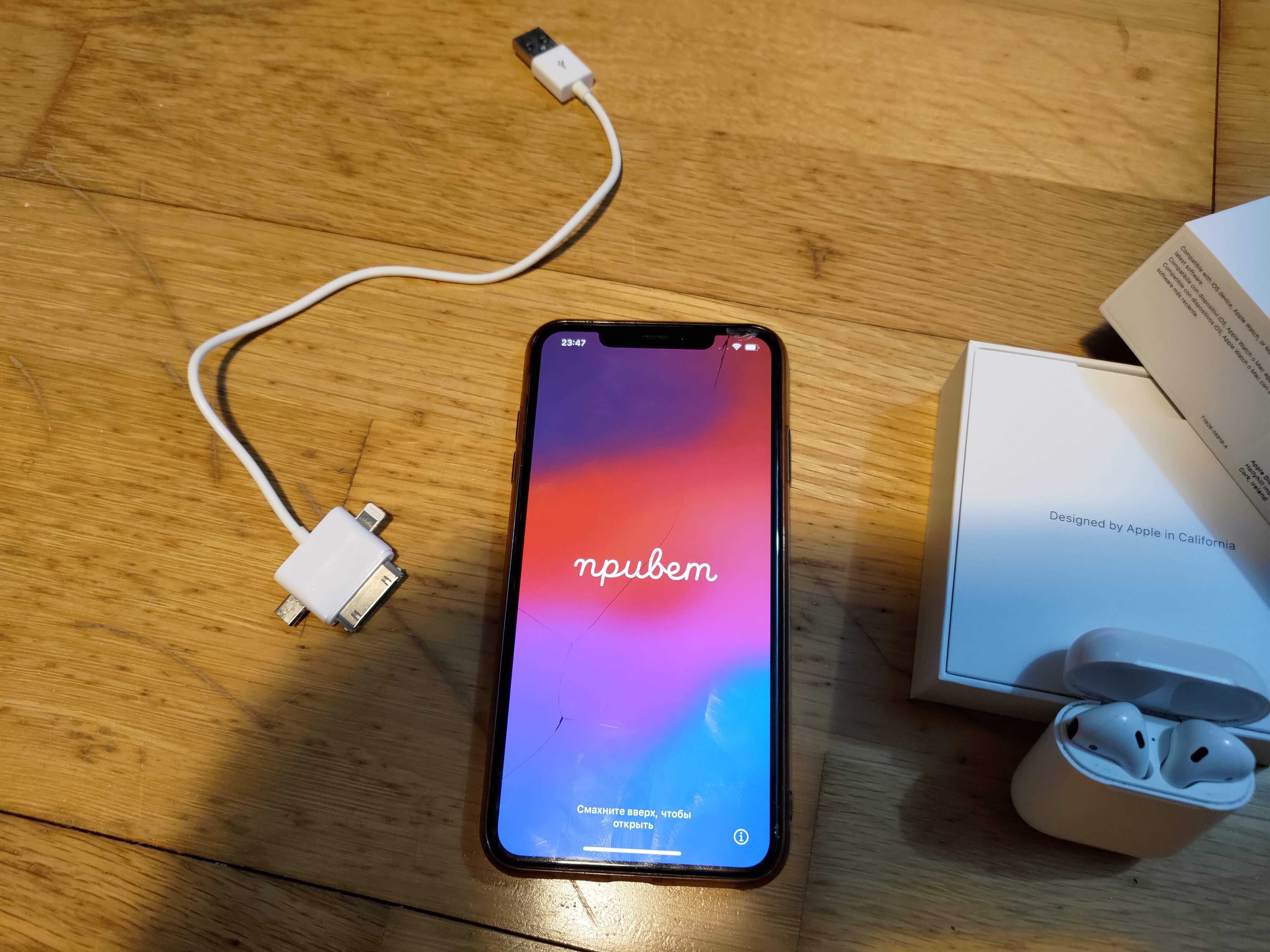 APPLE iPhone XS Max 64GB (Partido/Para Peças) + APPLE AirPods 3rd Gen.