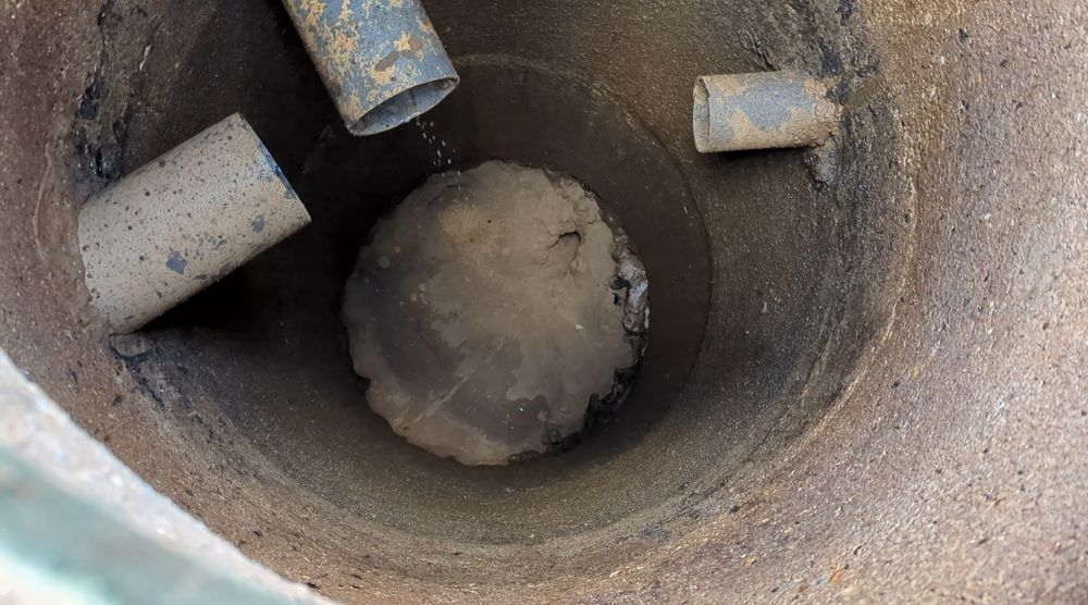 Выкачка выгребных ям, викачка, мулосос, відкачка ям, гідродинаміка