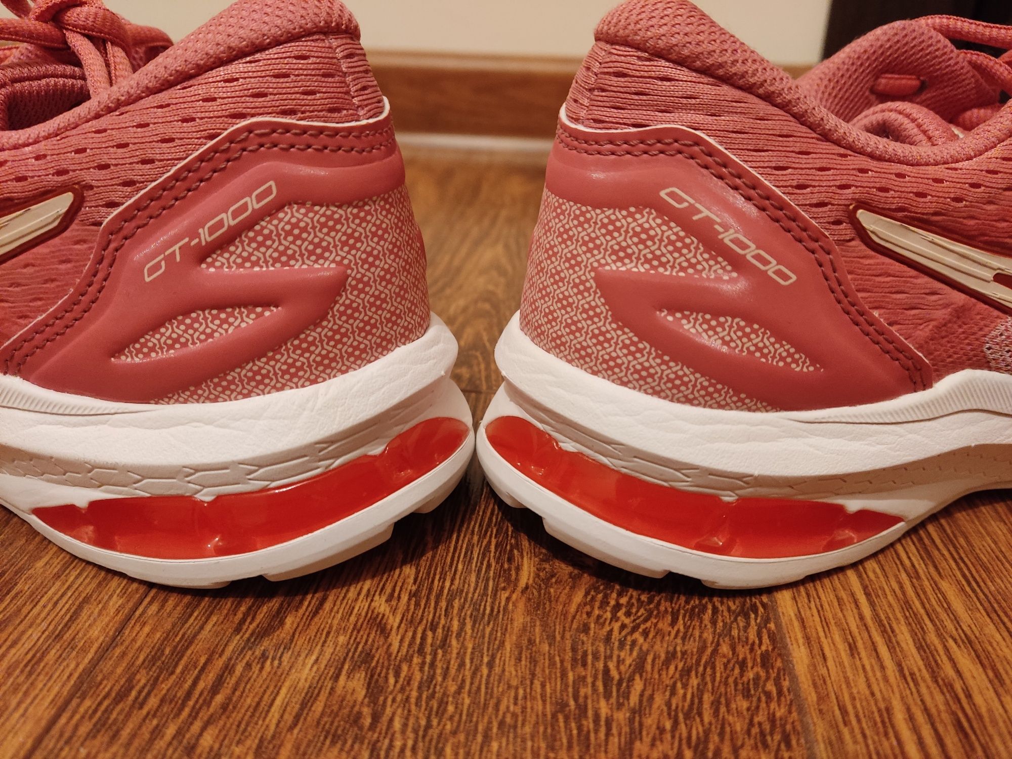 Оригінальні кросівки Asics GT-1000