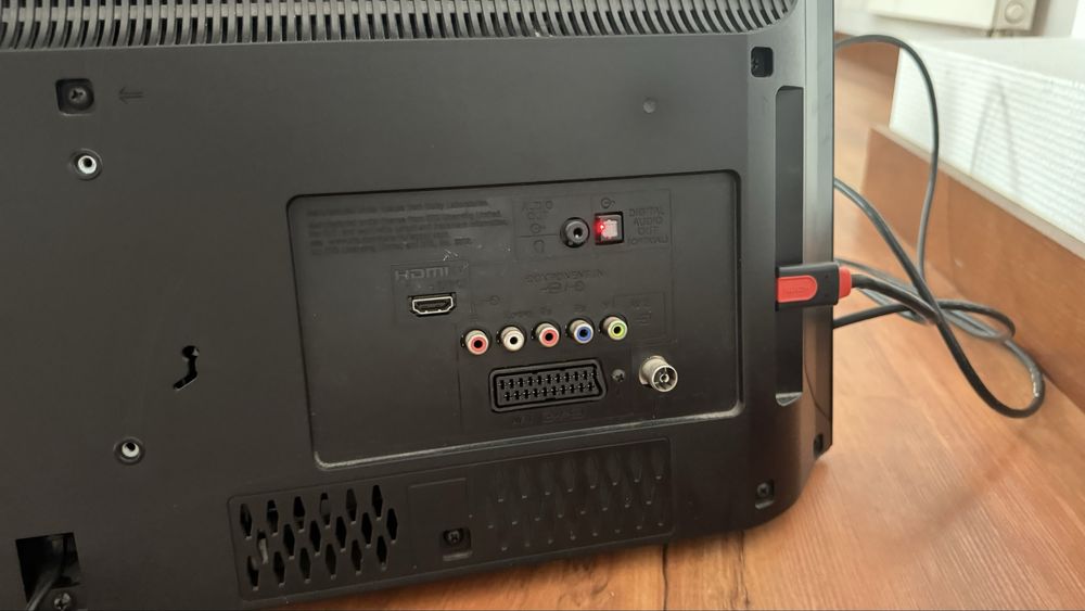 Telewizor Monitor Wyświetlacz Sony KDL-32R420A Monitor LED 32 cale
