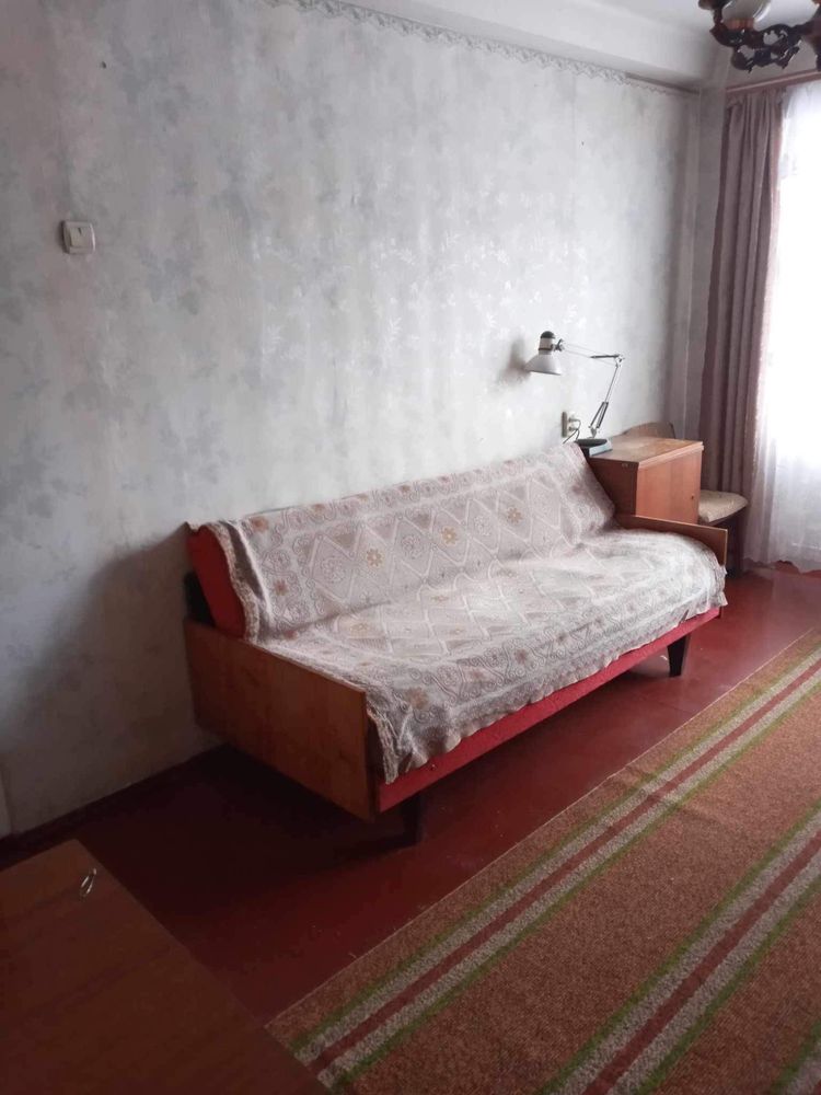 Продам 2-кімнатну квартиру в Мирнограді на 40 кварталі