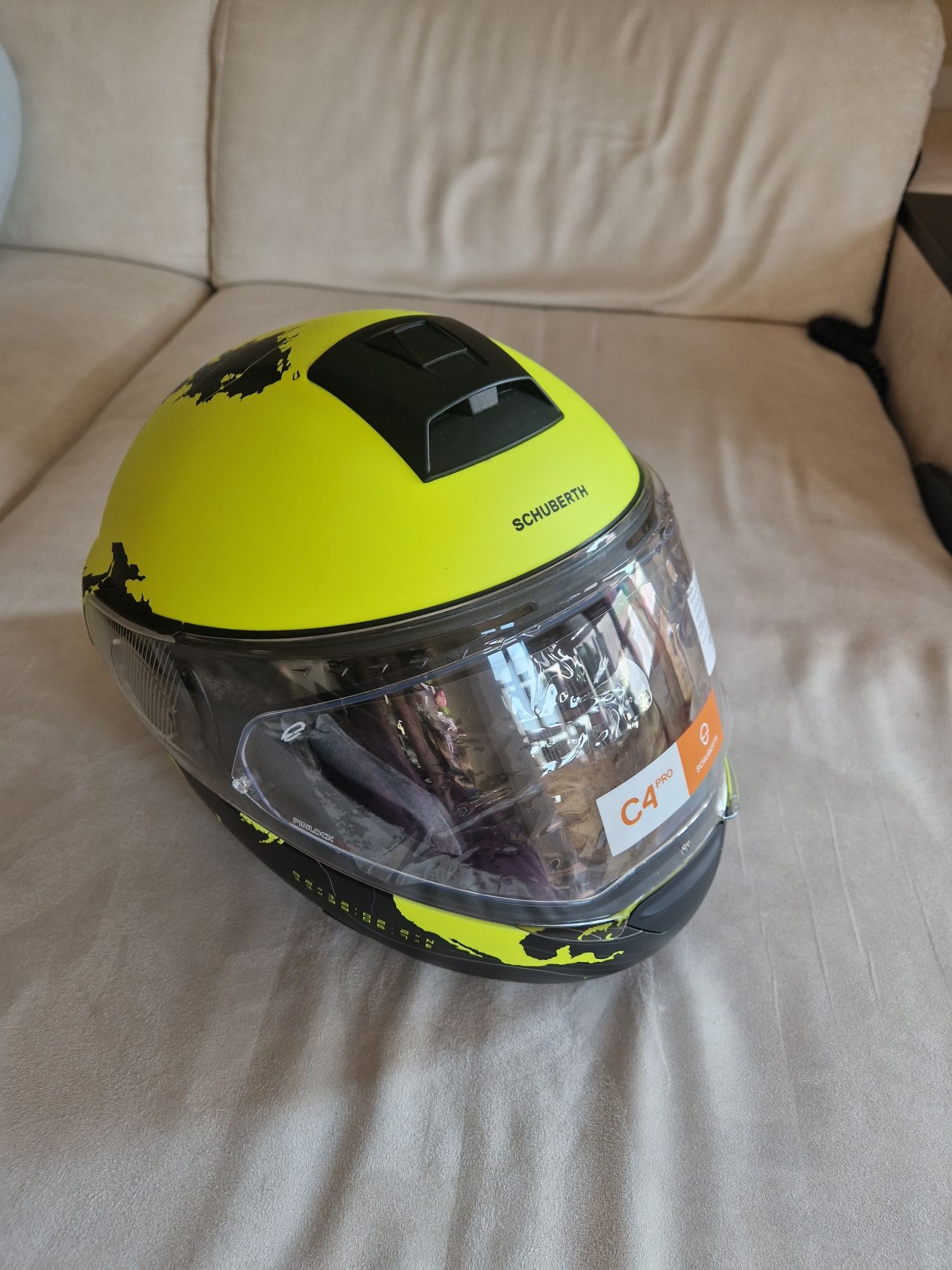 Мотошлем schuberth c4 pro