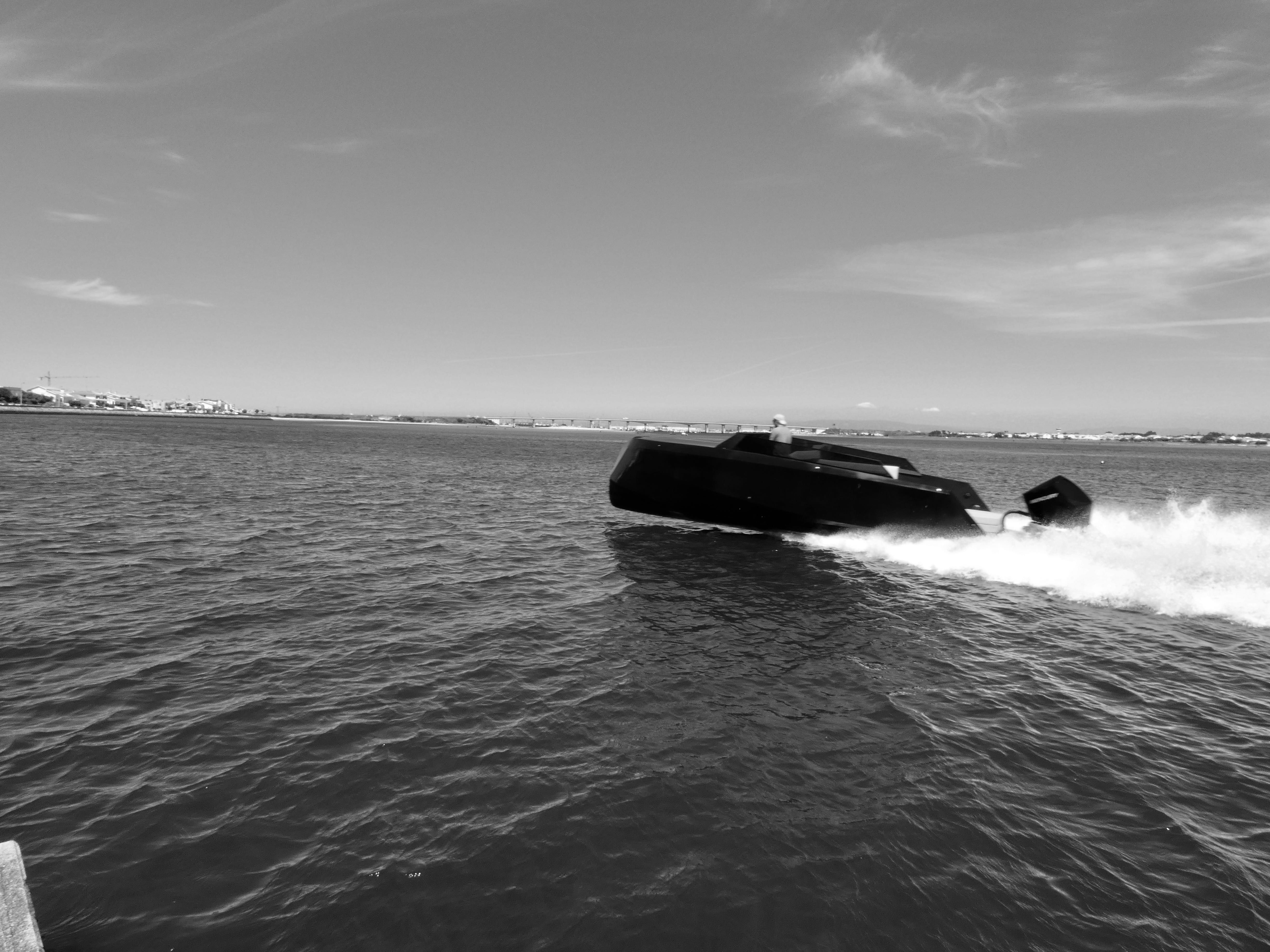 SP27 Spectro Yachts – Custom Made | 300HP Mercury Verado