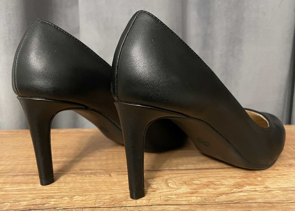 Nowe - Stylowe skórzane czółenka