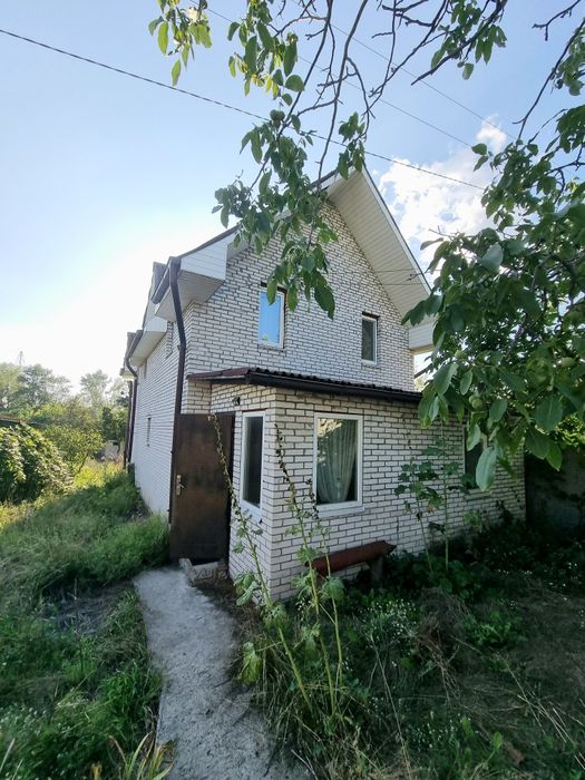 Продаж 2-поверхового цегляного будиноку м. Українка, вул. Приозерна