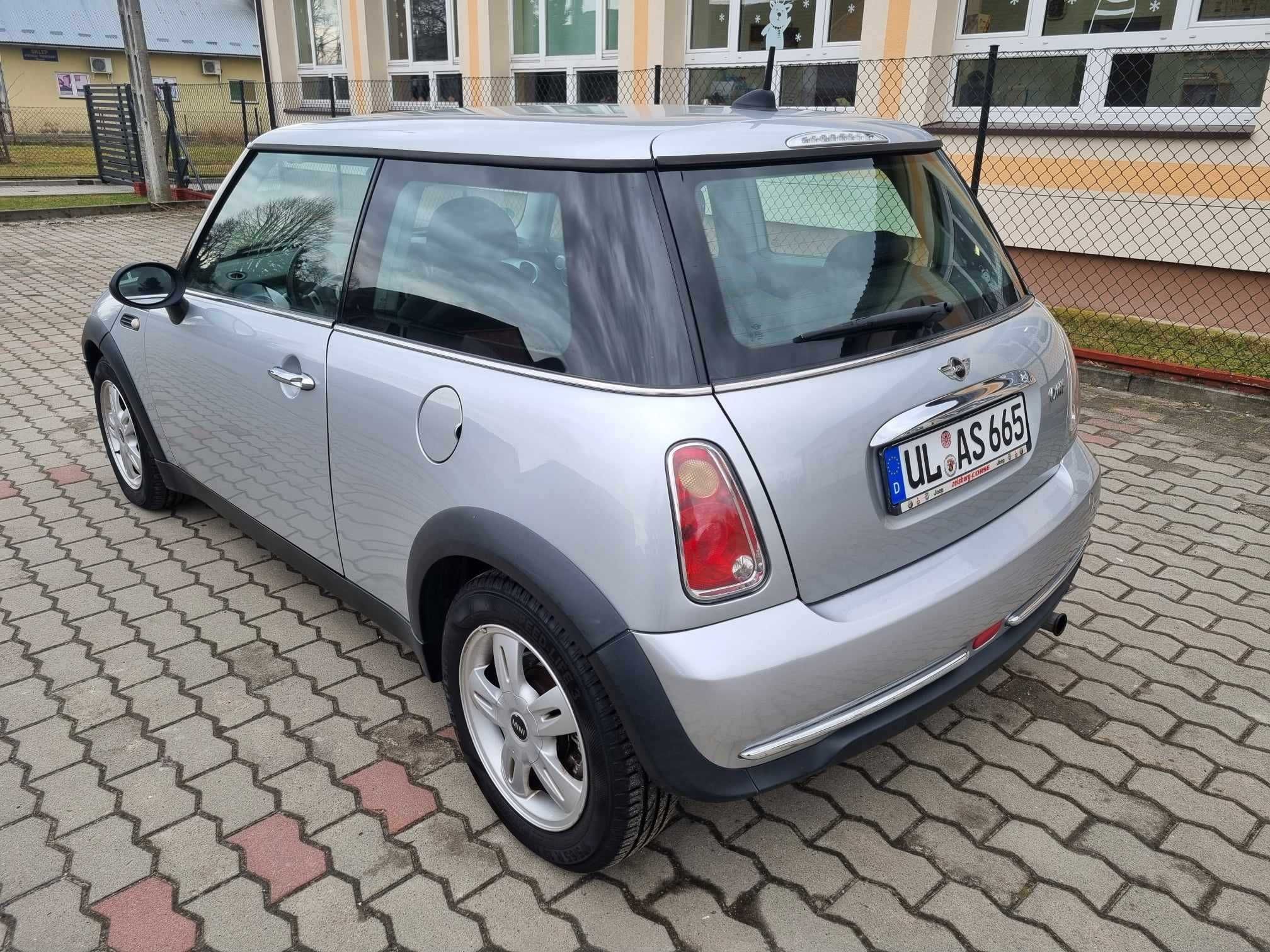 Mini Cooper  1.6 16V     2006r       162000km