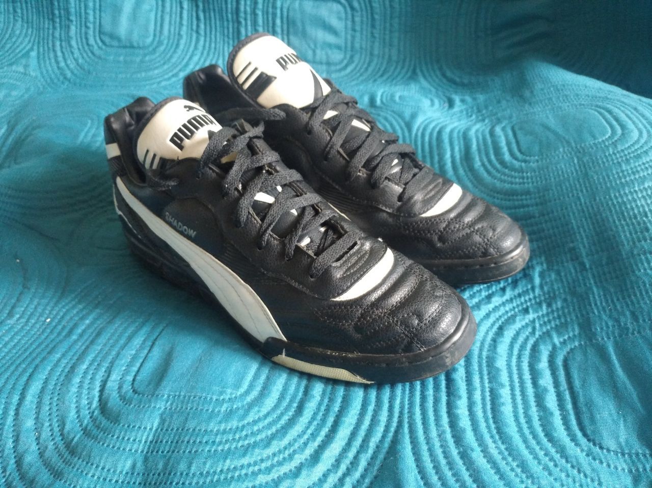 Продам шкіряні сороконіжки Puma. Сороконожки.