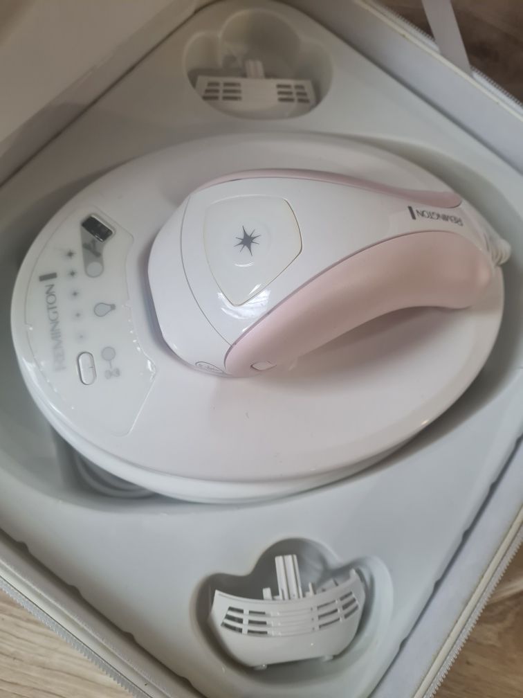 Depilator Remington iLight Prestige IPL6750