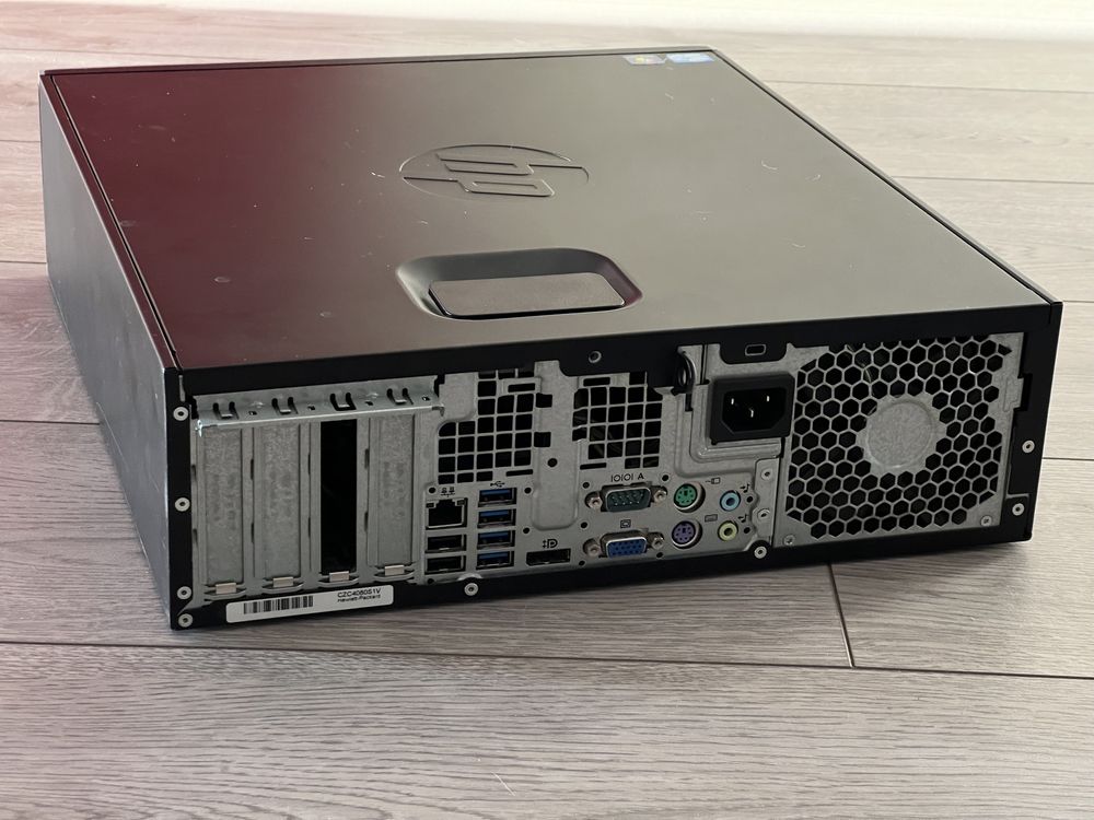 Para peças - HP 8300 SFF - como novo (caixa, DVD e PSU)