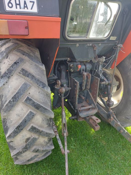 Ciągnik  zetor  6211
