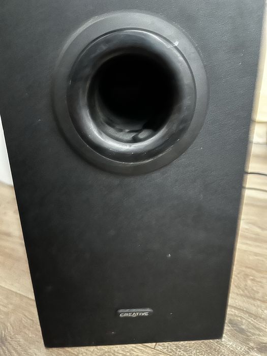 Tuba suboofer glosniki