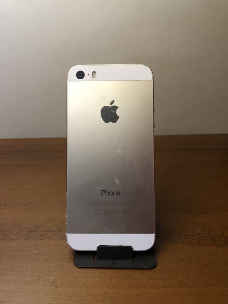 iPhone 5S айклауд чистий