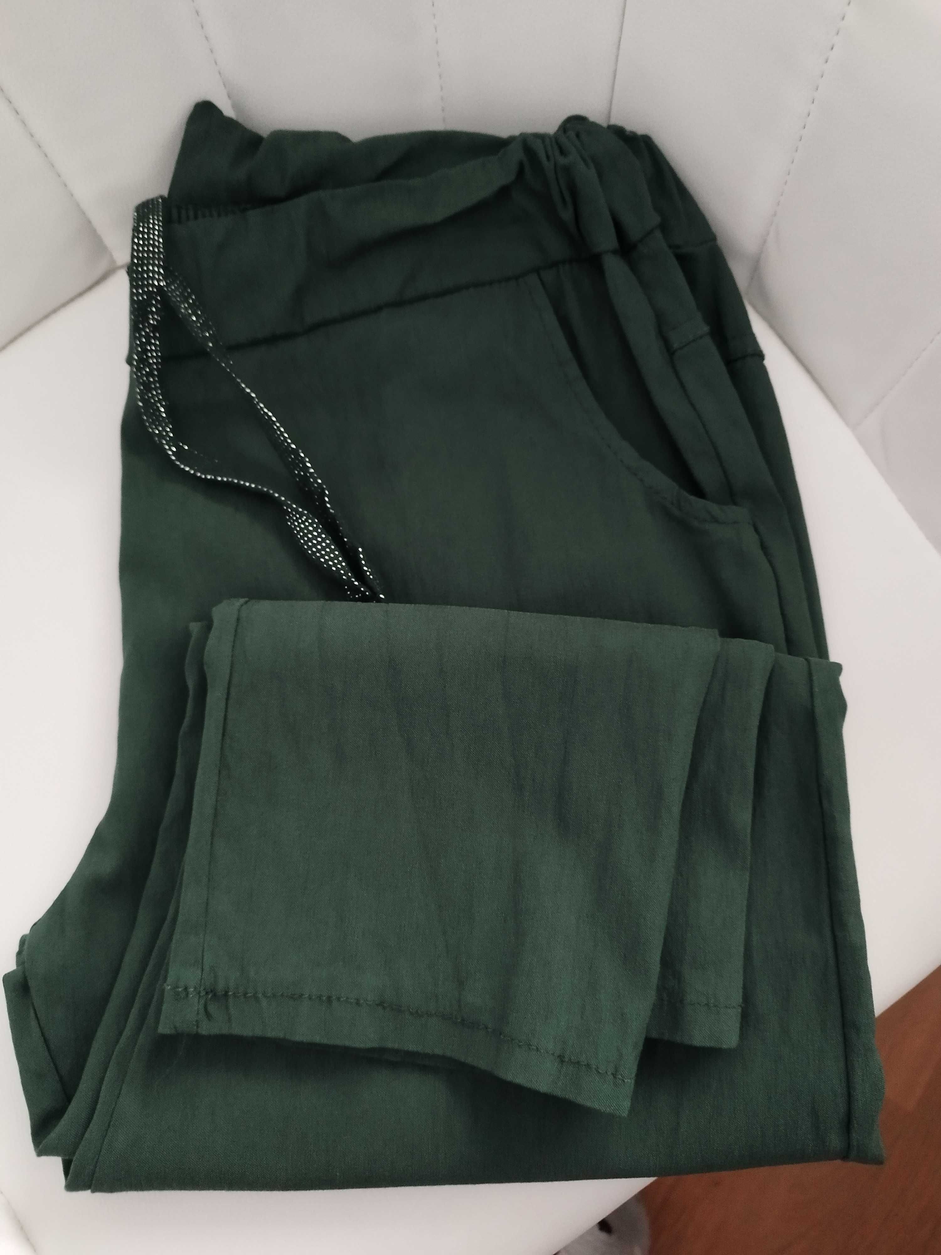 Calça Mágica Verde c/ bolsos (Nova)