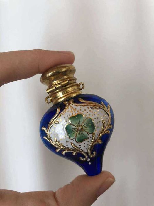 Pendente Garrafa Perfume Vidro Esmaltado Trevo Talvez Moser Século XIX