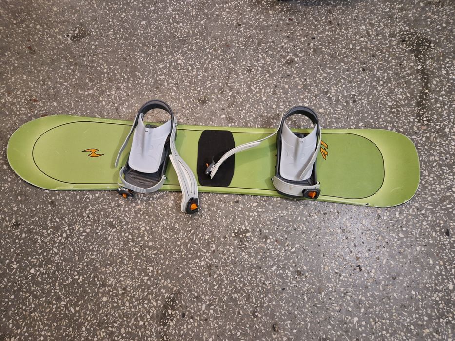 Deska snowboard 140 cm