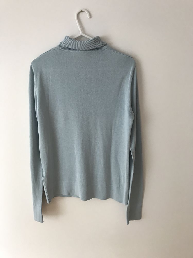 Jasnoniebieski, błękitny jedwabny golf August Silk, sweter premium