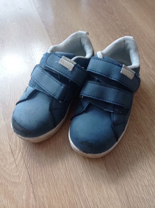 Paczka butów 5 par chłopięcych rozmiar 25