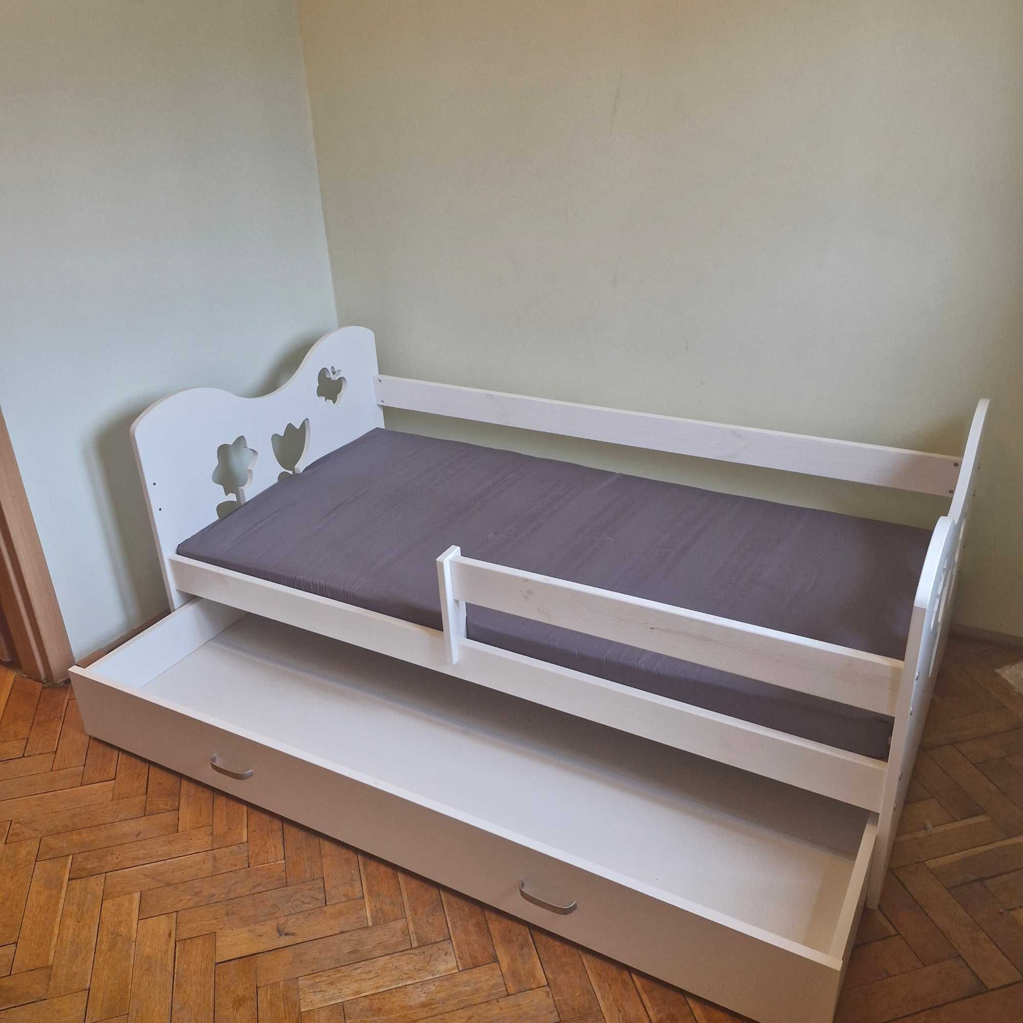 Łóżko dziecięce Miki 80x160 cm w białym kolorze