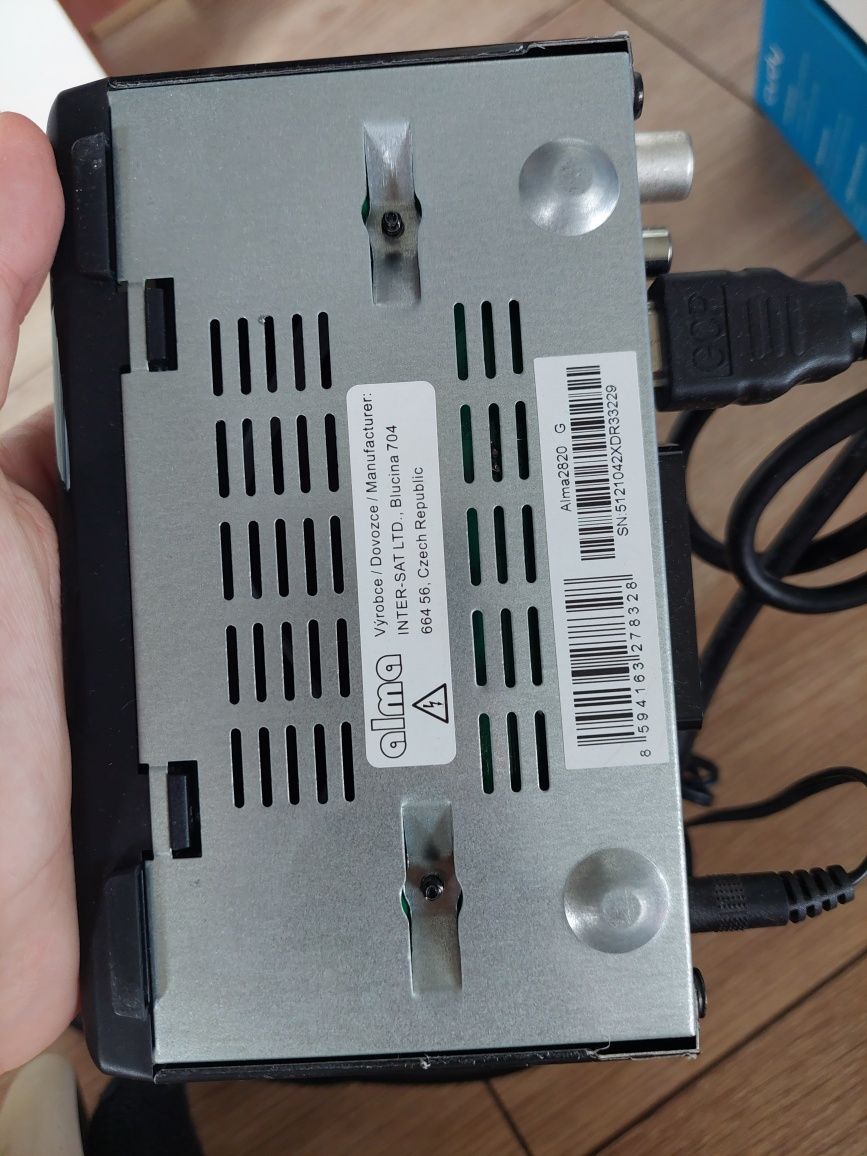 DEKODER Tuner DVB-T2 Alma 2820
