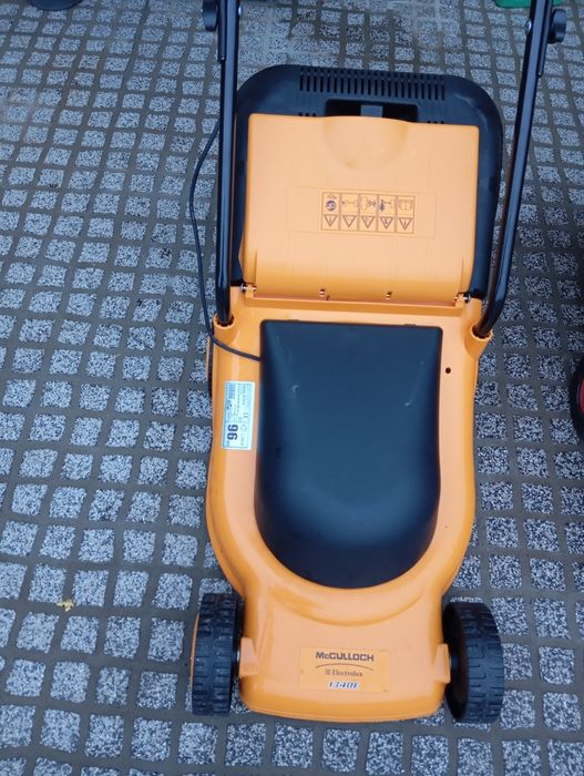 Máquina de cortar relva elétricas novas