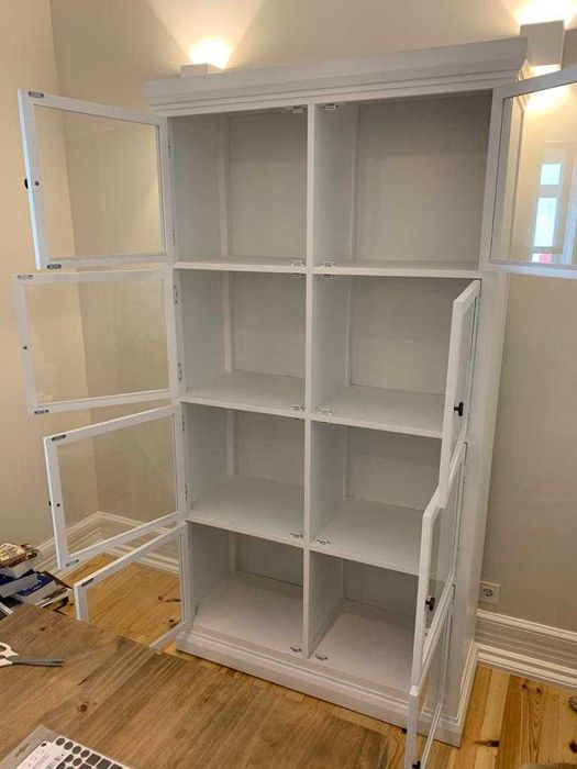 Vitrine BANAK como nova