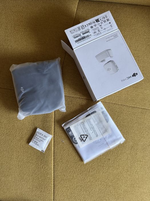 Мікрофонна радіосистема DJI Mic Mini Black, петличний мікрофон