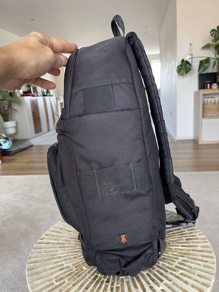 Mochila fotografica LOWEPRO Sling Shot 202 AW