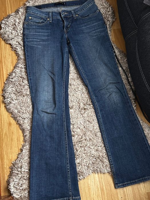 Джинси кльош Levis