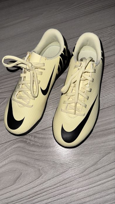 Сороконожки Nike Mercurial Vapor 15 Club