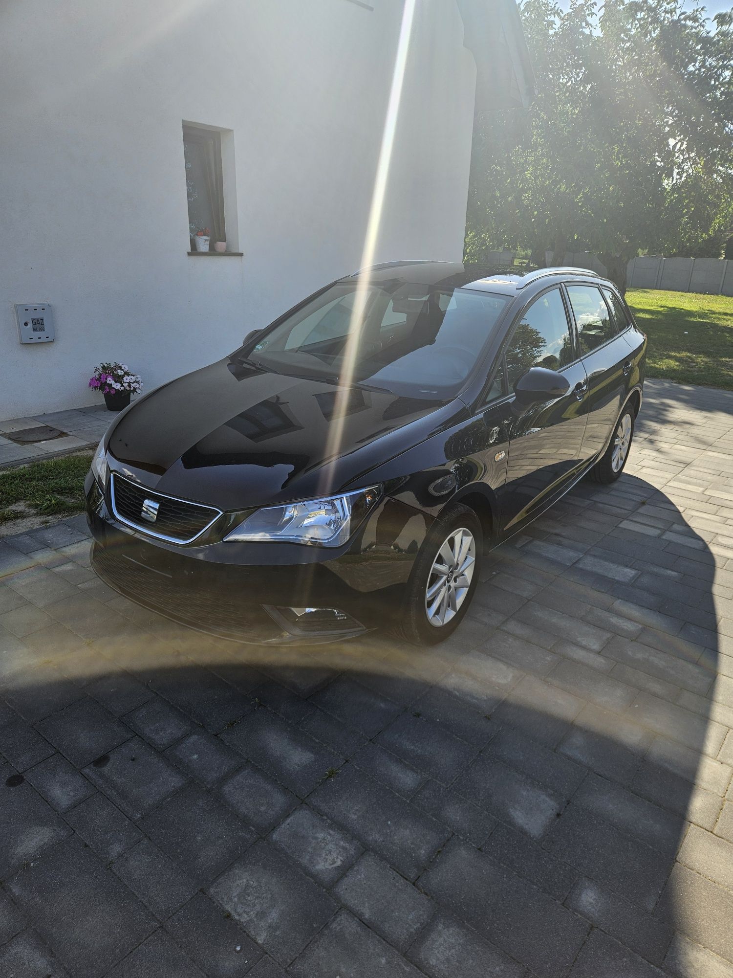 Sprzedam seat Ibiza lift 1.6tdi z 2015r