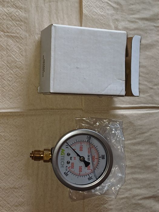 Manometr ag tech 63 400 bar