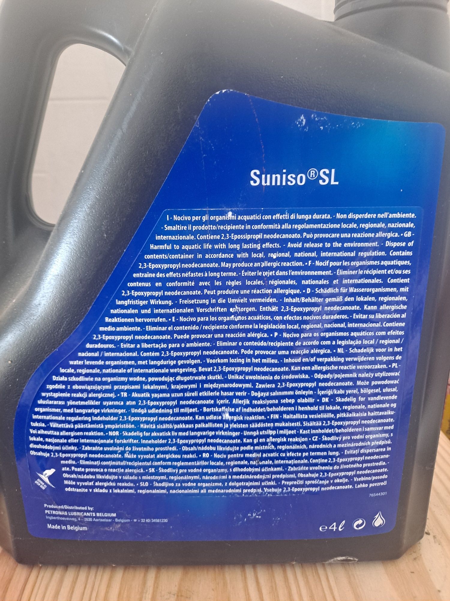 Óleo sintético SUNISO SL32 Embalagem de 4 Litros