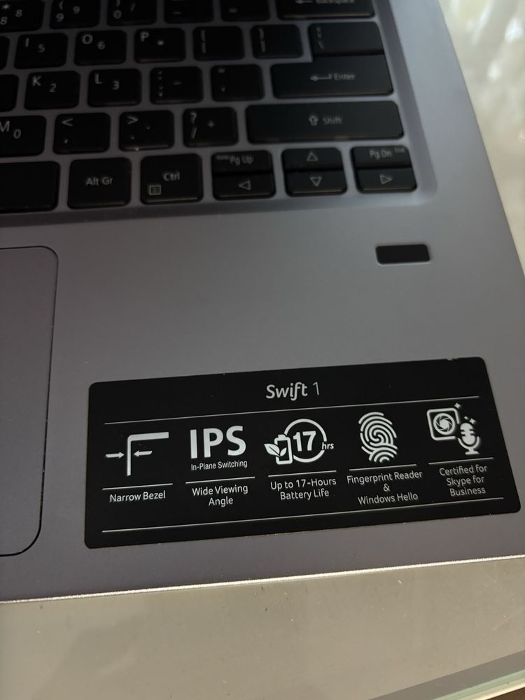 Laptop Acer Swift 1
