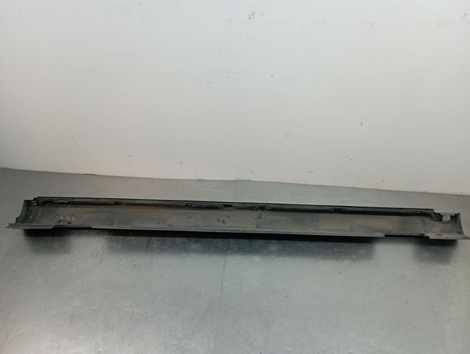 Embaladeira esquerda MERCEDES-BENZ GLA (X156)