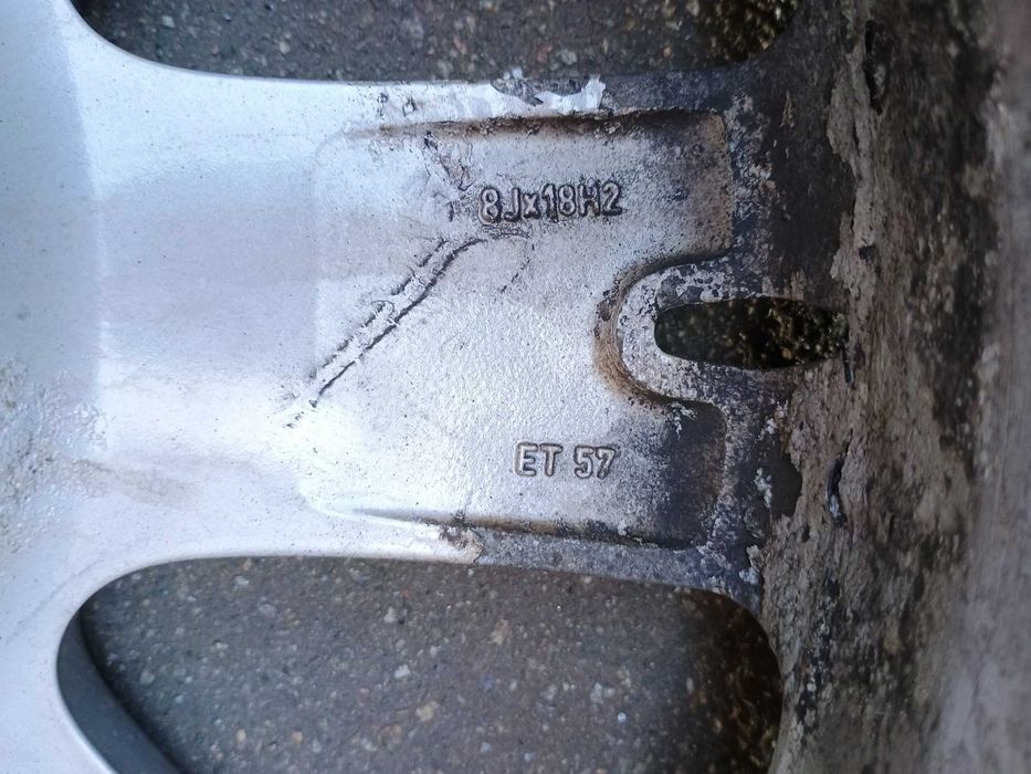 Диски R18 RONAL VOLKSWAGEN 8jx18 5x130 ET57 потребують фарбування