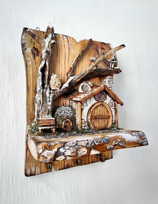 Ключниця сувенірна з деревини