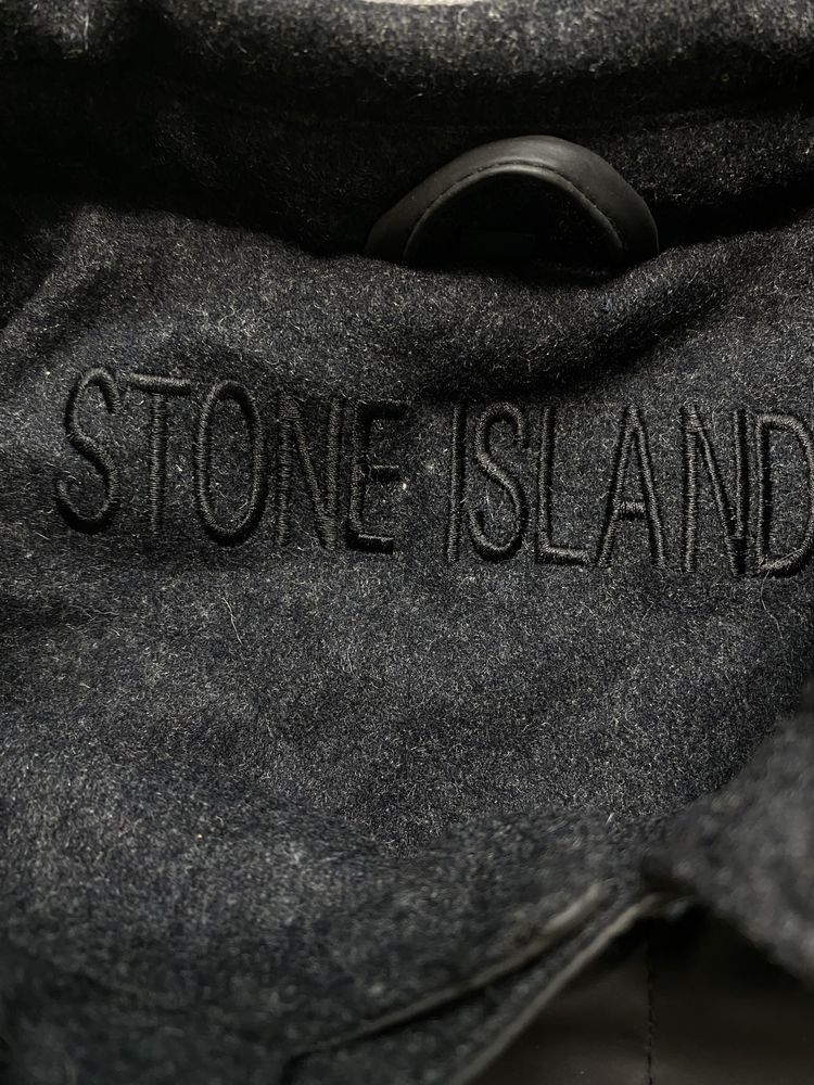 Stone island Płaszcz przeciwdeszczowy synt skóra czarny skórzany
