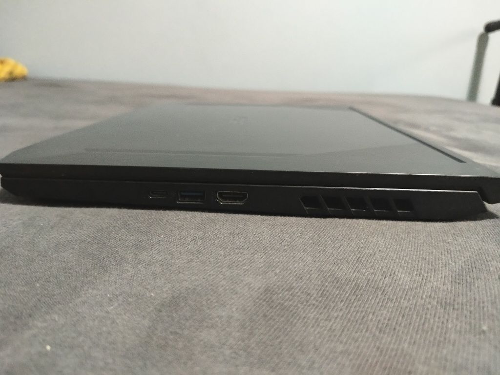 Laptop acer nitro używany