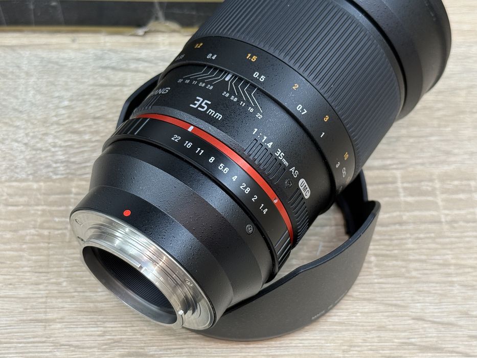 Obiektyw Samyang 35mm 1:1.4 mm