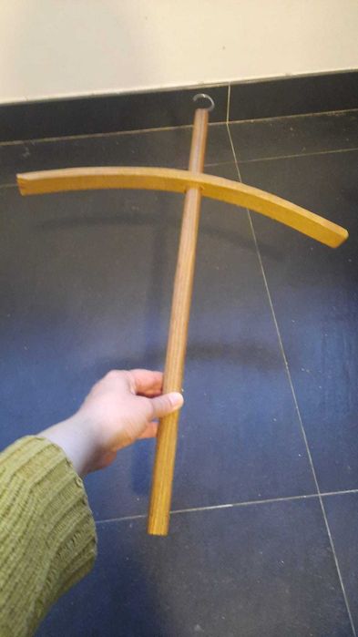 CABIDES VINTAGE EM MADEIRA COM CABO COMPRIDO