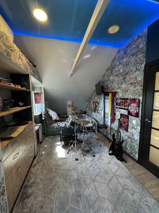 Продам 3-к дом у Куриного озера Левый берег район Левобережный-3 АНД