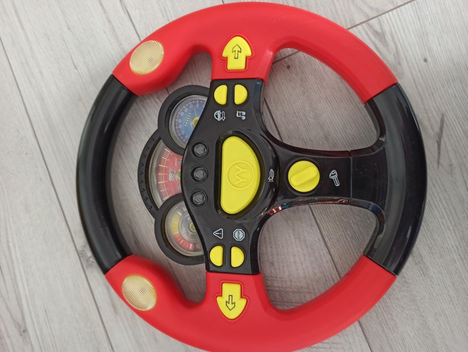 Autobus kierownica pianinko