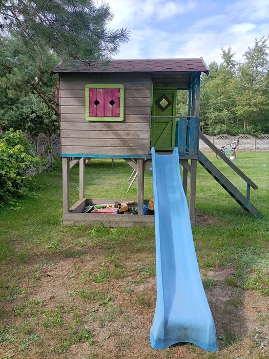 Domek  drewniany dla dzieci