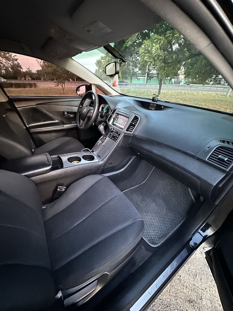 Продам Toyota Venza 2015 2.7 газ/бензин